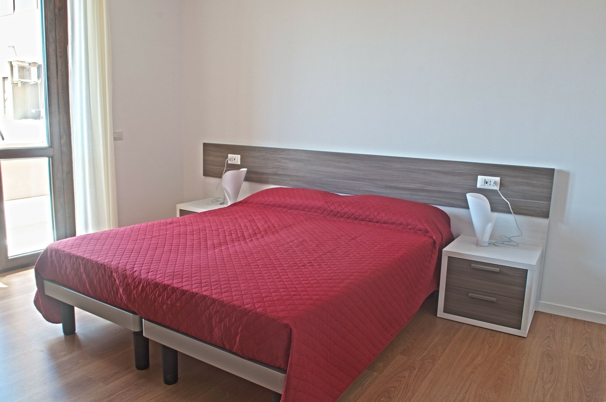 Four Rooms Guesthouse Oristano Exteriör bild