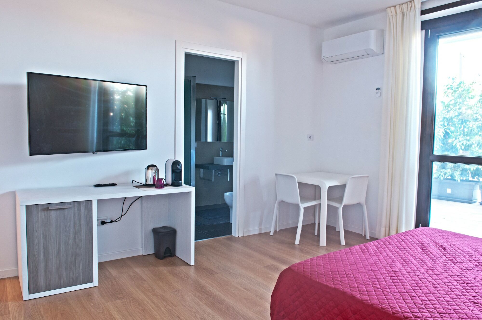 Four Rooms Guesthouse Oristano Exteriör bild